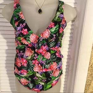 18W multi color ruffled one-piece with ruching